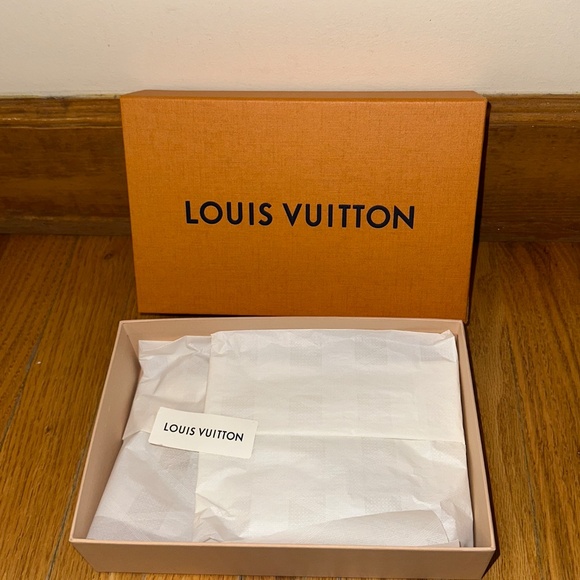 Louis Vuitton Monogram Confidential Bandeau/ Purse handle cover/ Scarf - Picture 2 of 6